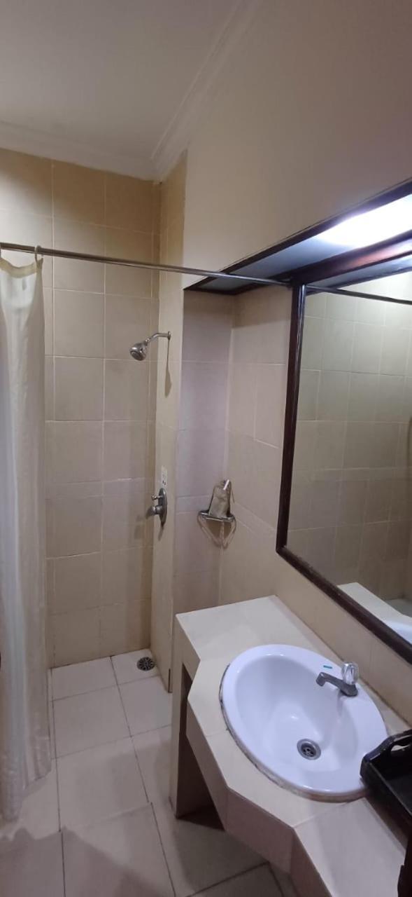 Tuwuh At Kayutangan 3* Malang