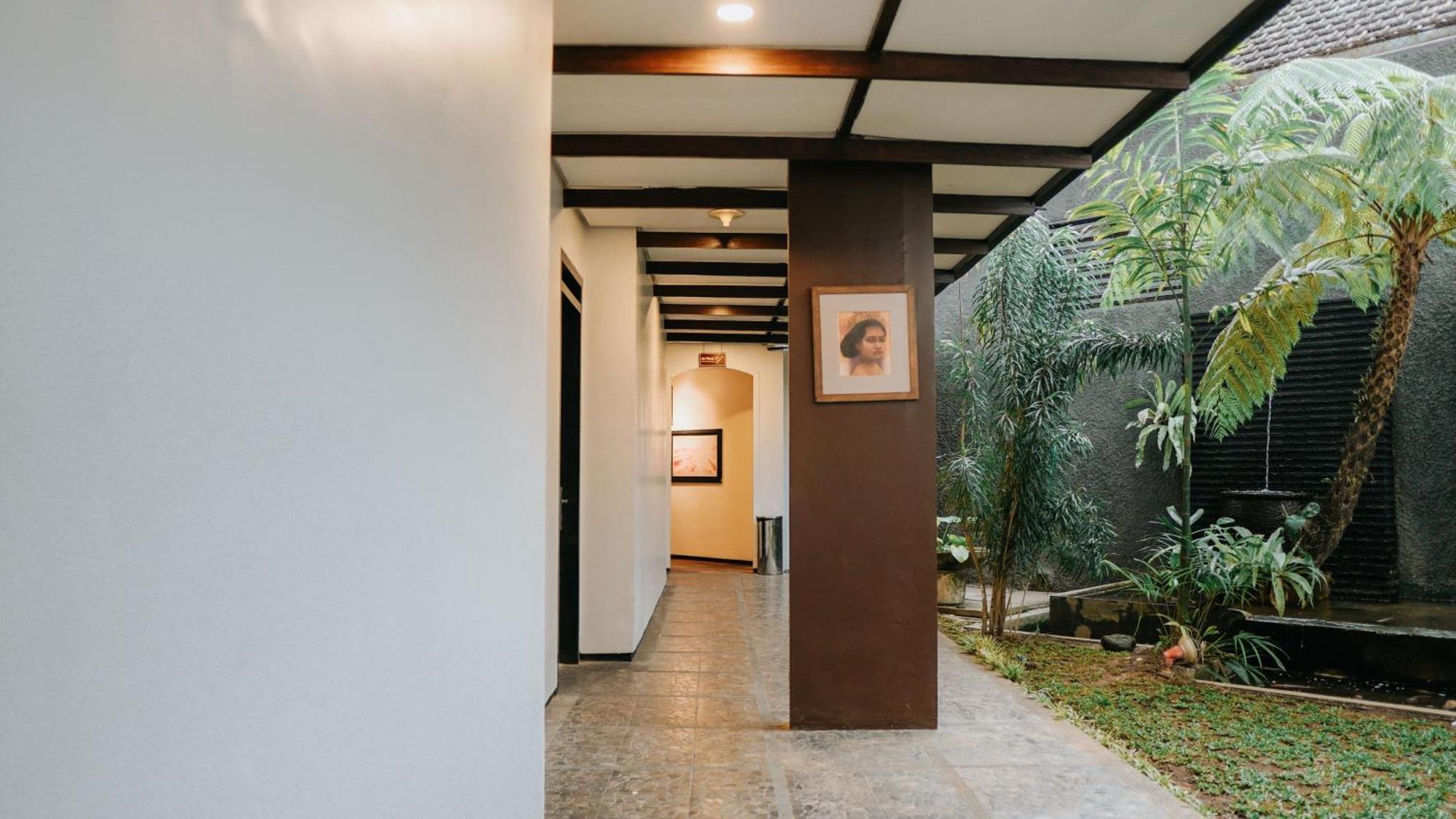 Hotel Tuwuh At Kayutangan Malang