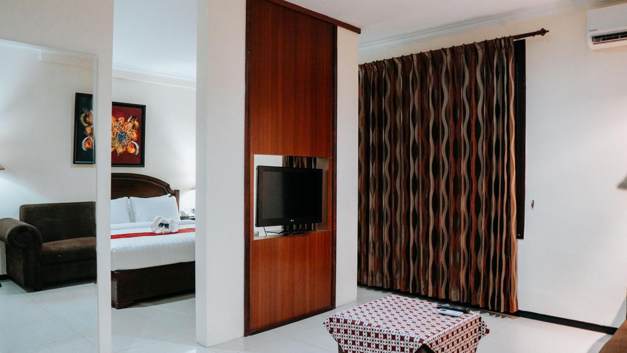 Hotel Tuwuh At Kayutangan Malang